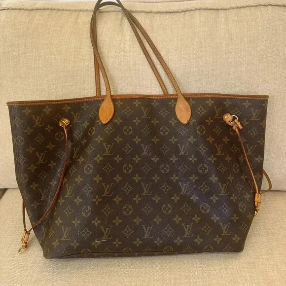 Largest LV neverfull - Picture 1 of 8